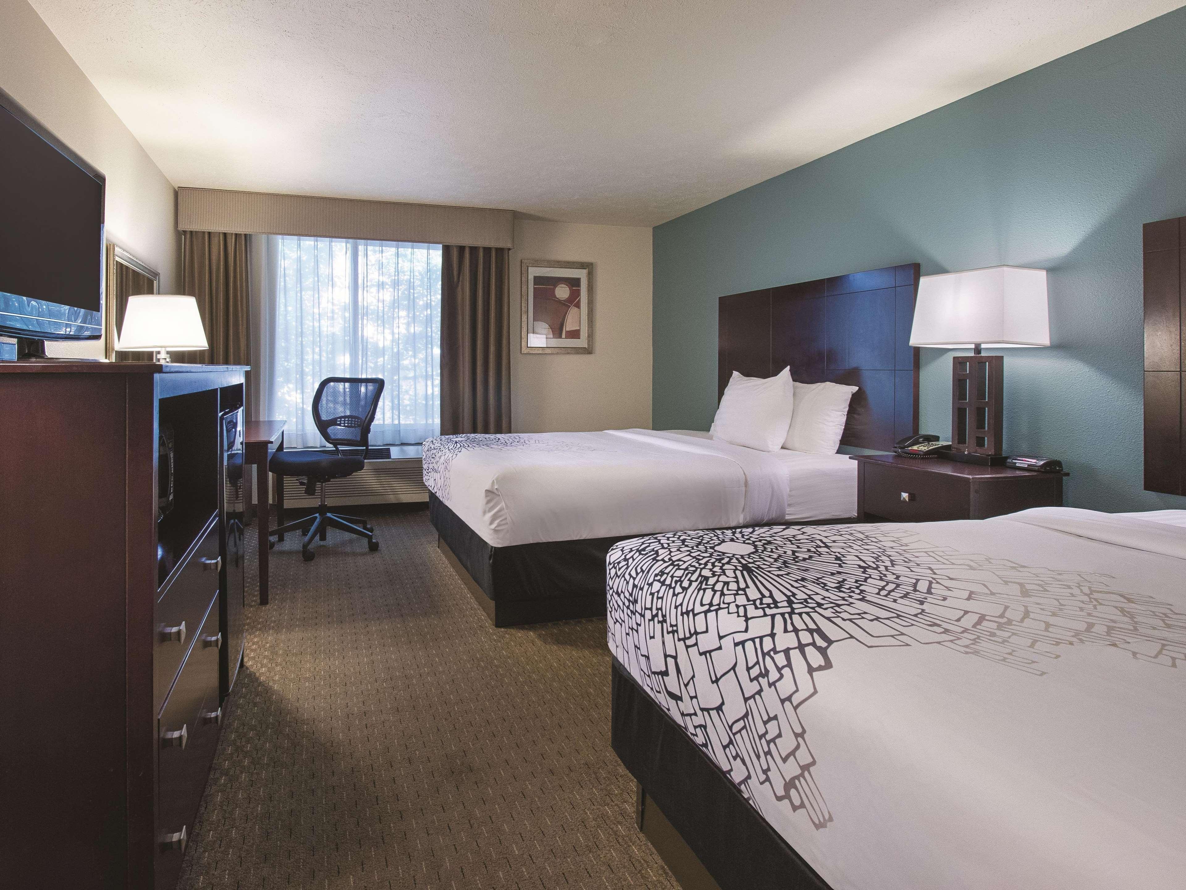 La Quinta By Wyndham Portland Nw Hotell Exteriör bild