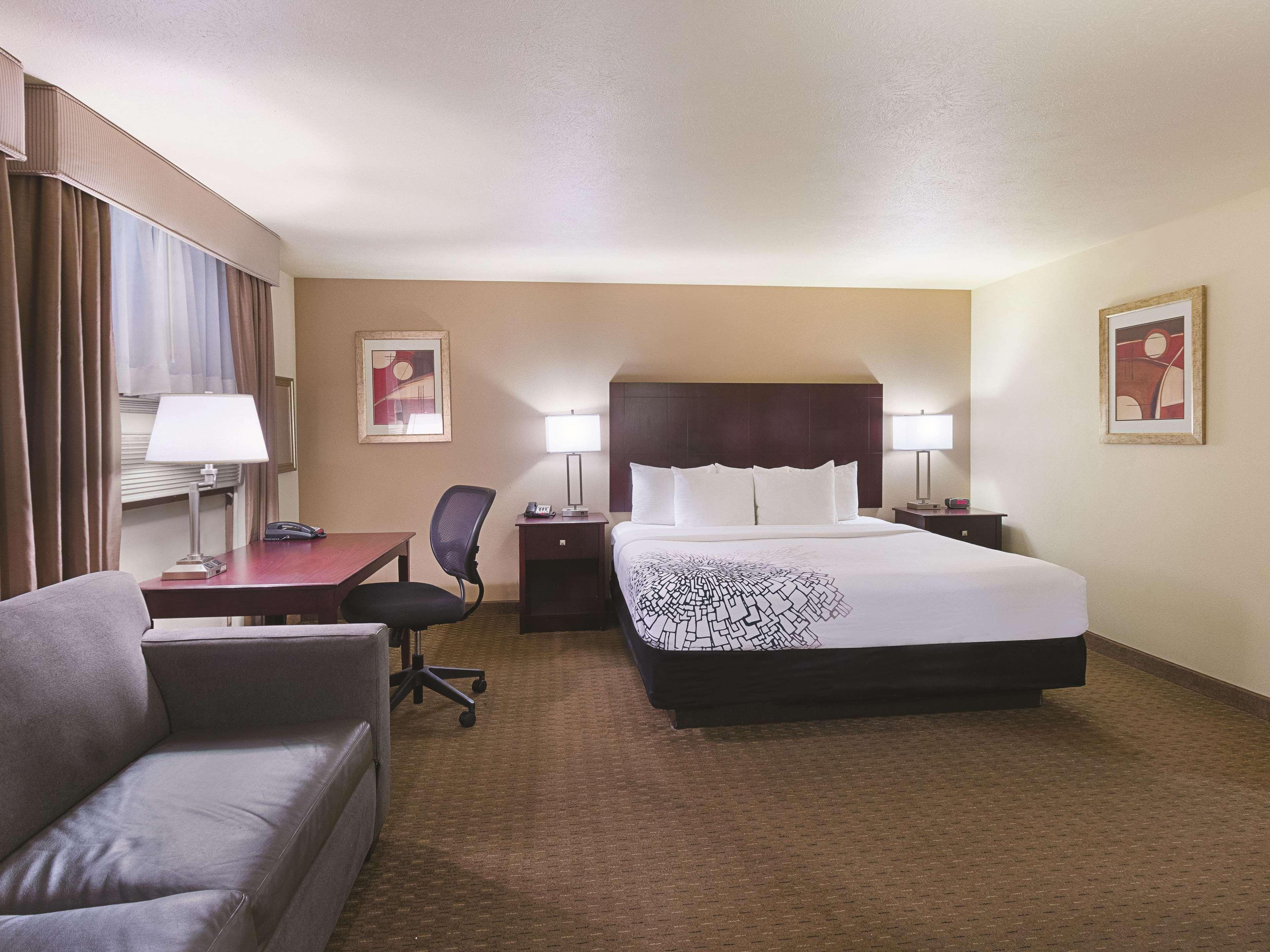 La Quinta By Wyndham Portland Nw Hotell Exteriör bild