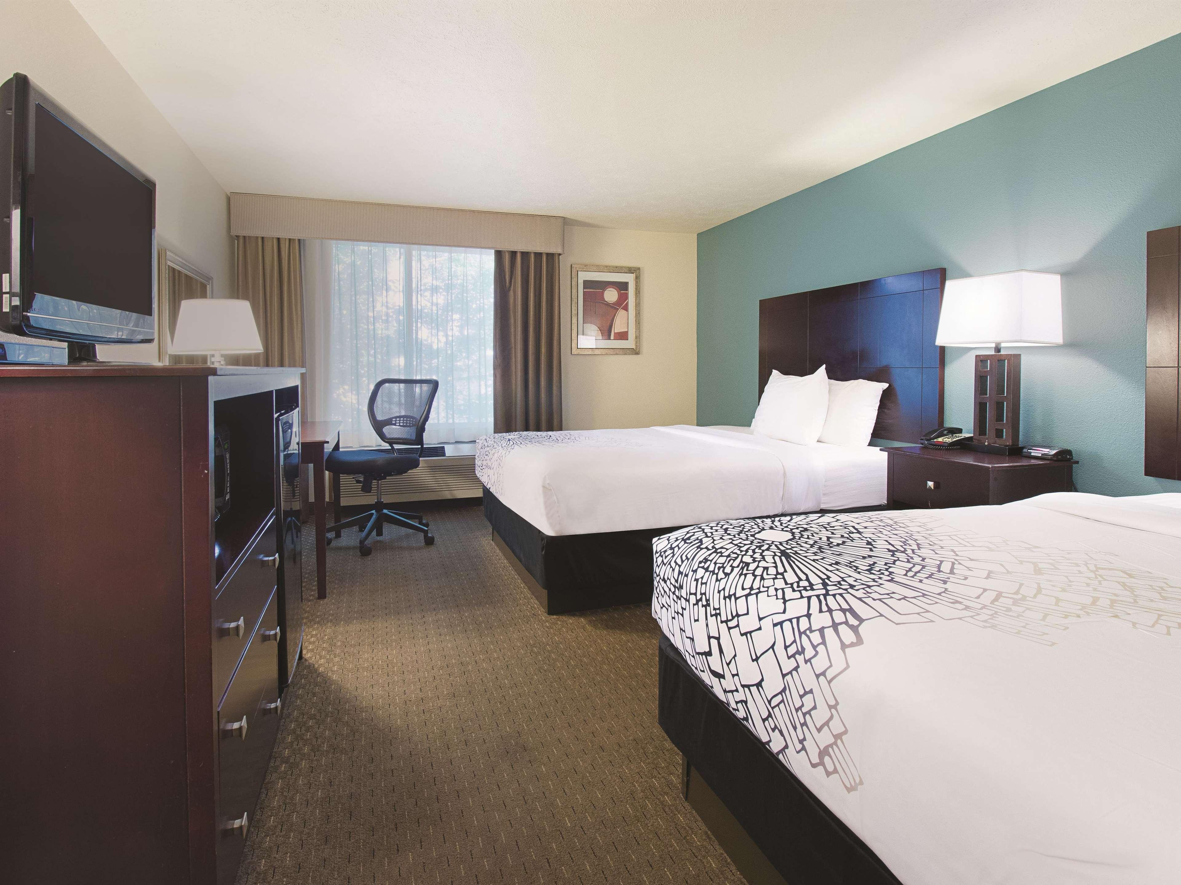 La Quinta By Wyndham Portland Nw Hotell Exteriör bild