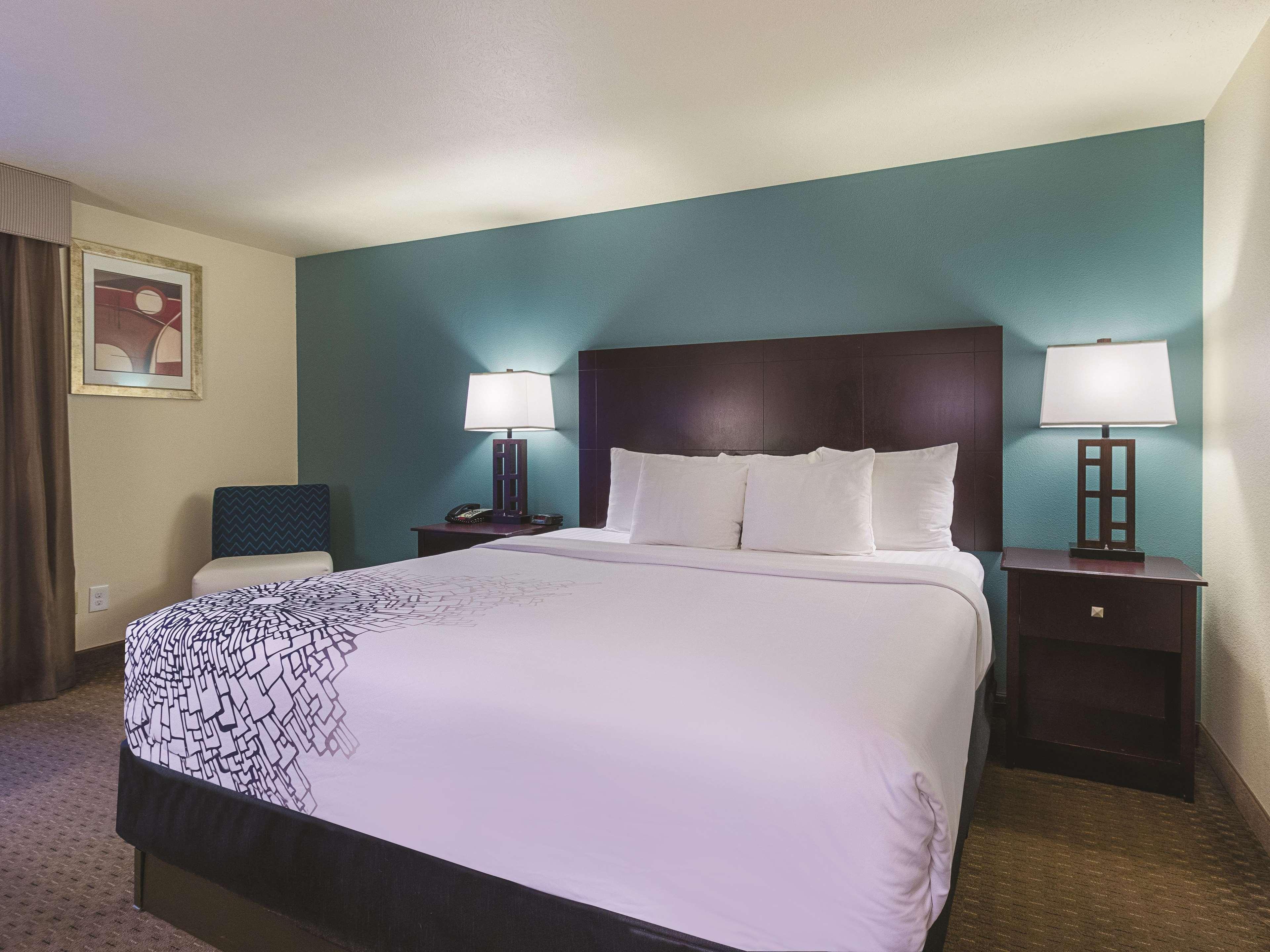 La Quinta By Wyndham Portland Nw Hotell Exteriör bild