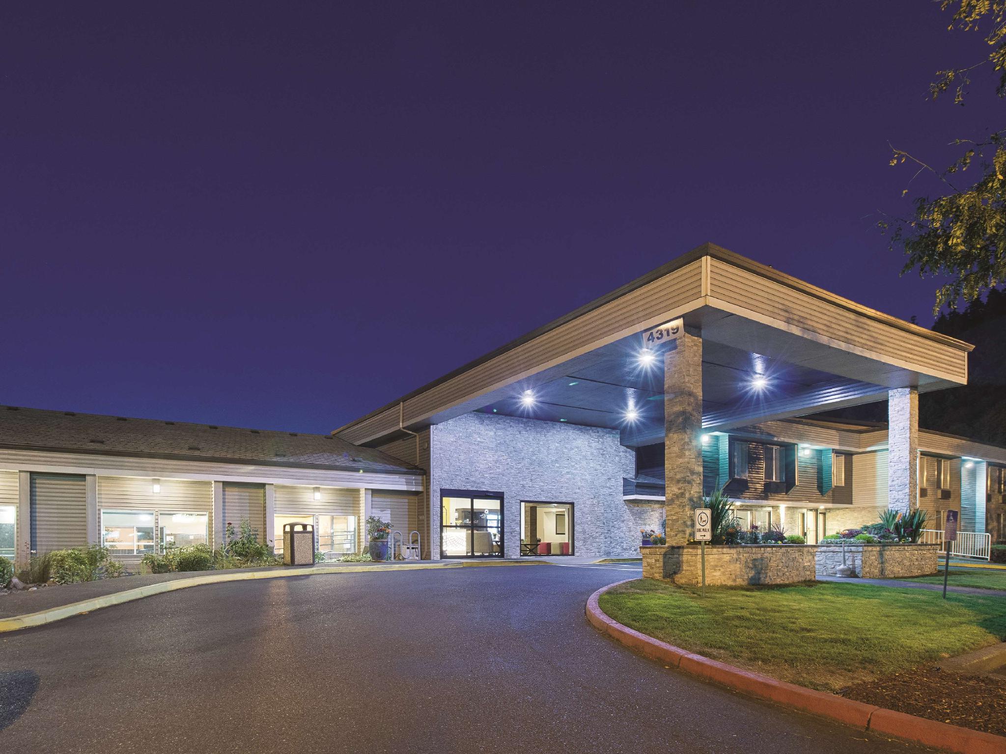 La Quinta By Wyndham Portland Nw Hotell Exteriör bild