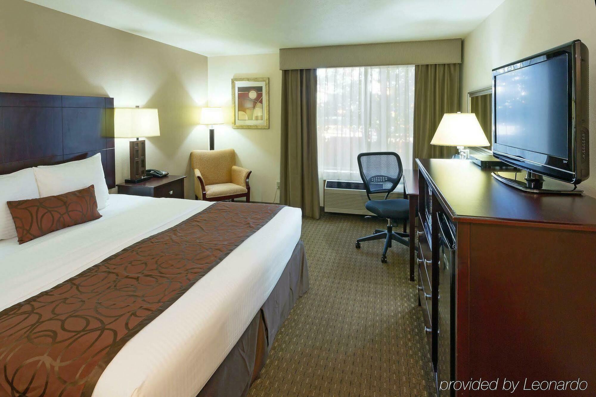 La Quinta By Wyndham Portland Nw Hotell Exteriör bild